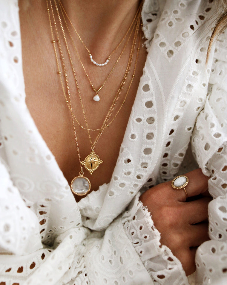 DAPHNÉ long necklace